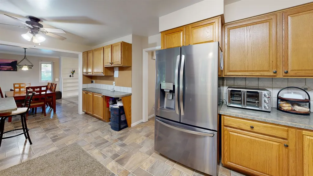 614 W Meadowbrook Midland City MI 48640