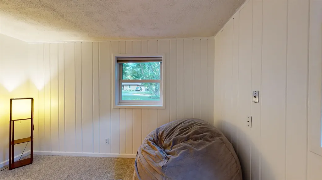 614 W Meadowbrook Midland City MI 48640