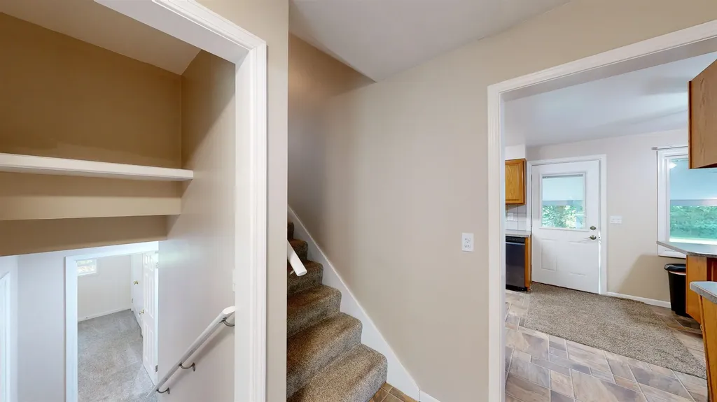 614 W Meadowbrook Midland City MI 48640