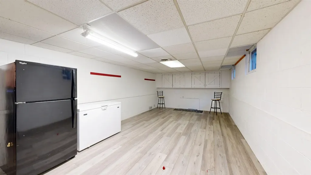 614 W Meadowbrook Midland City MI 48640