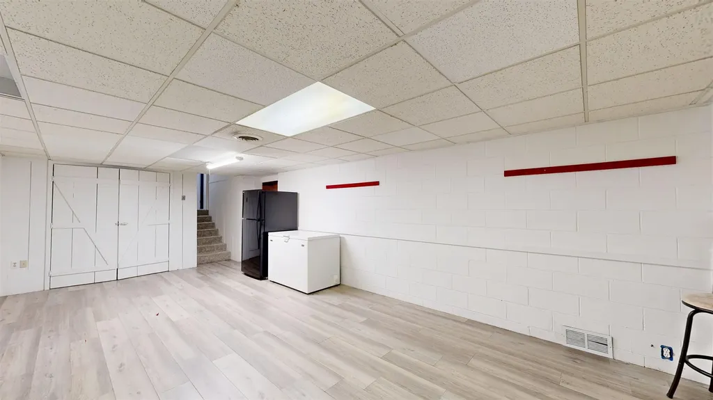 614 W Meadowbrook Midland City MI 48640