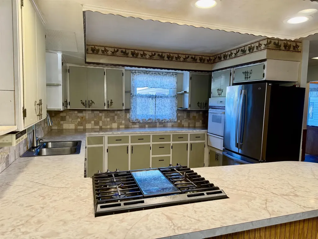 7873 S Rich Road Fulton Township MI 48856