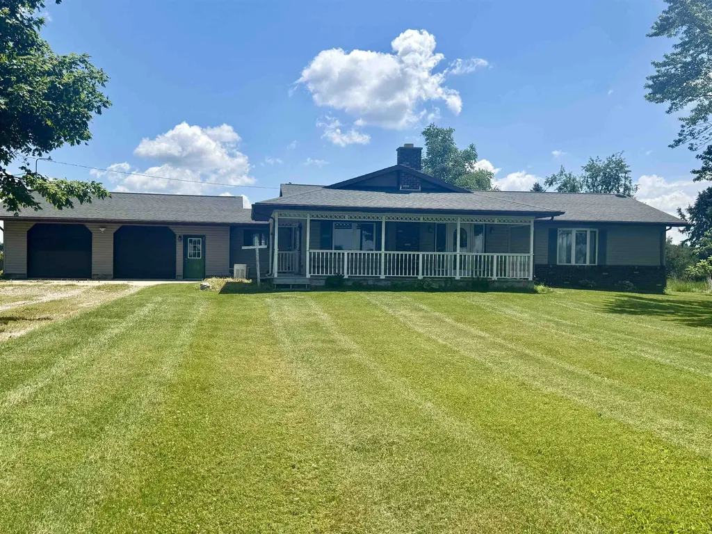 7873 S Rich Road Fulton Township MI 48856