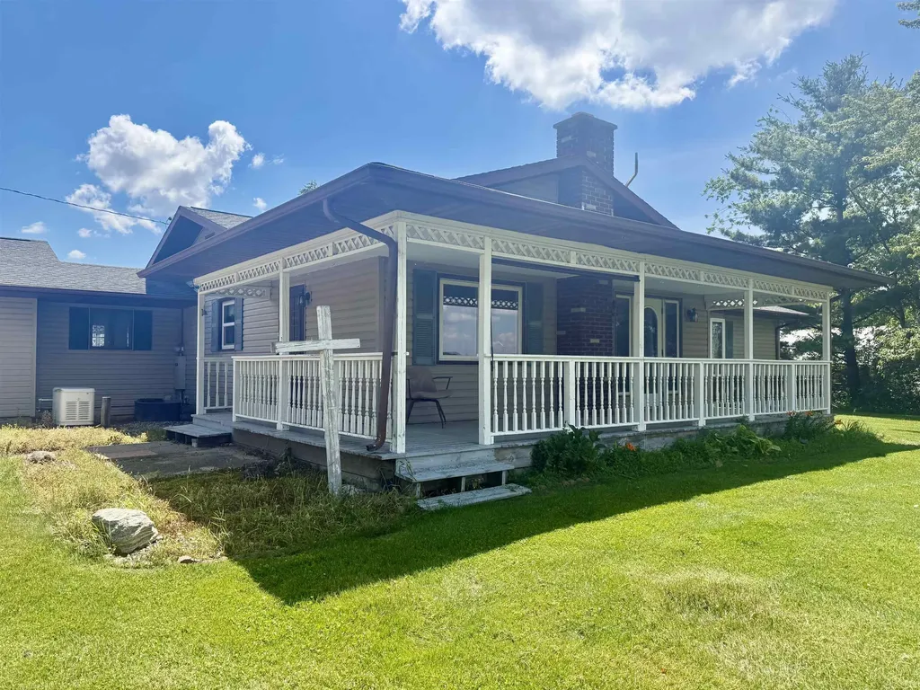 7873 S Rich Road Fulton Township MI 48856