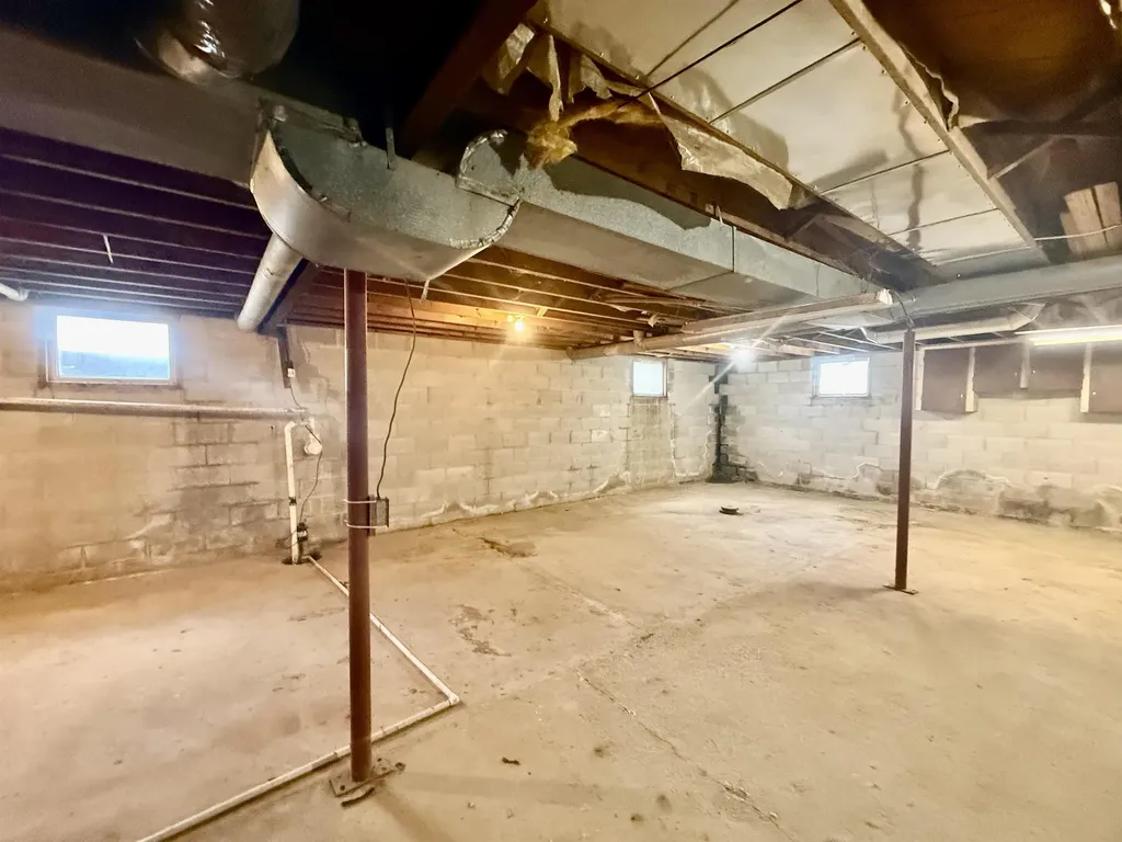 7873 S Rich Road Fulton Township MI 48856
