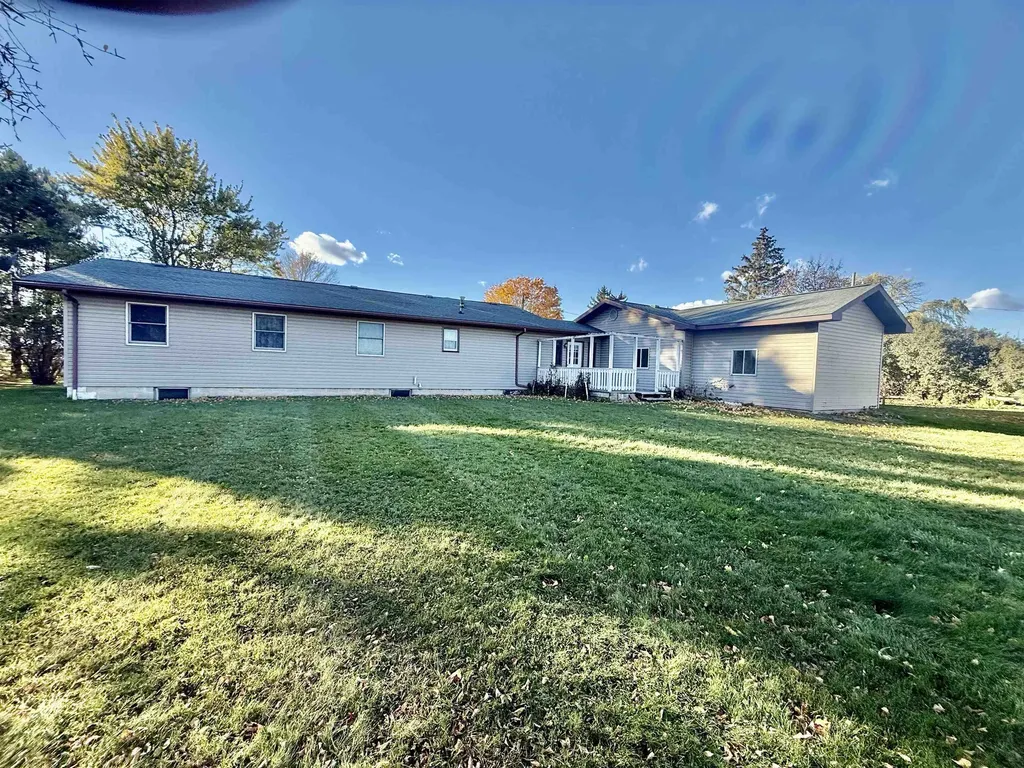 7873 S Rich Road Fulton Township MI 48856