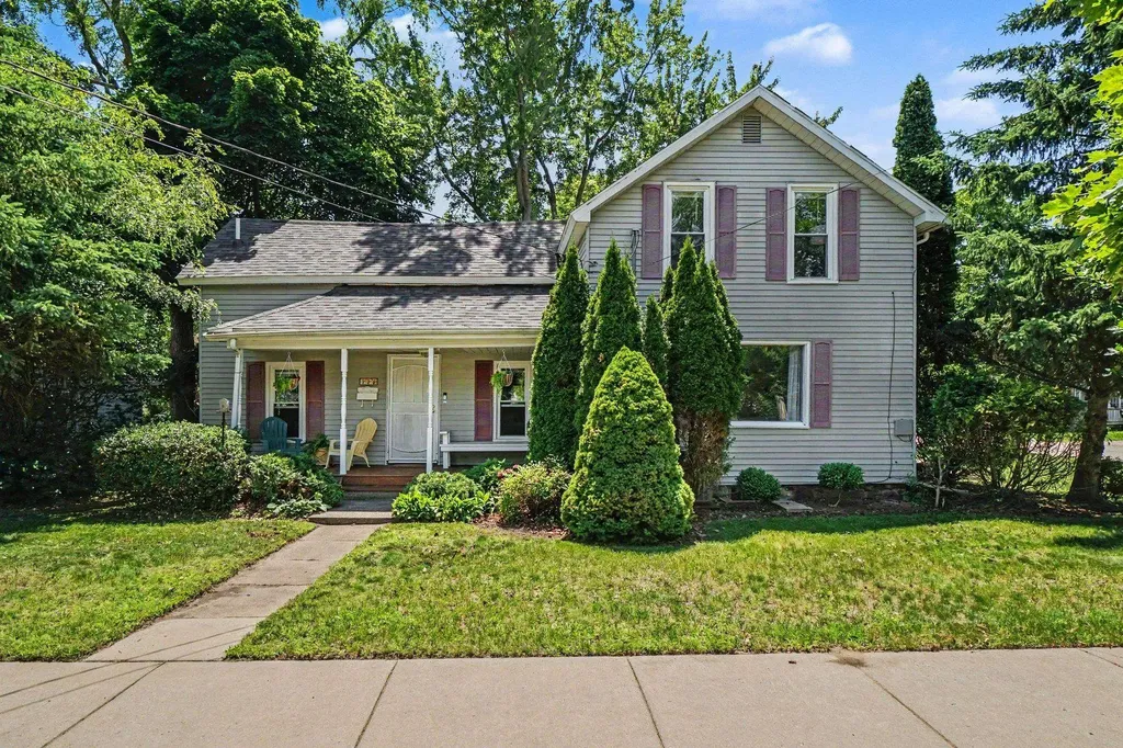 722 N University Avenue Mt. Pleasant City MI 48858