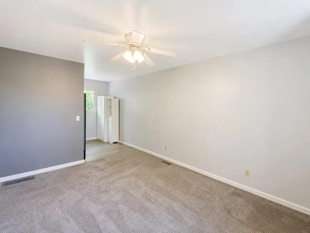 1712 Elm Street Mt. Pleasant City MI 48858
