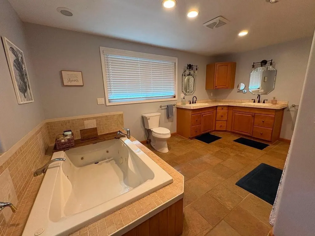 1417 E Weidman Road Isabella Township MI 48878