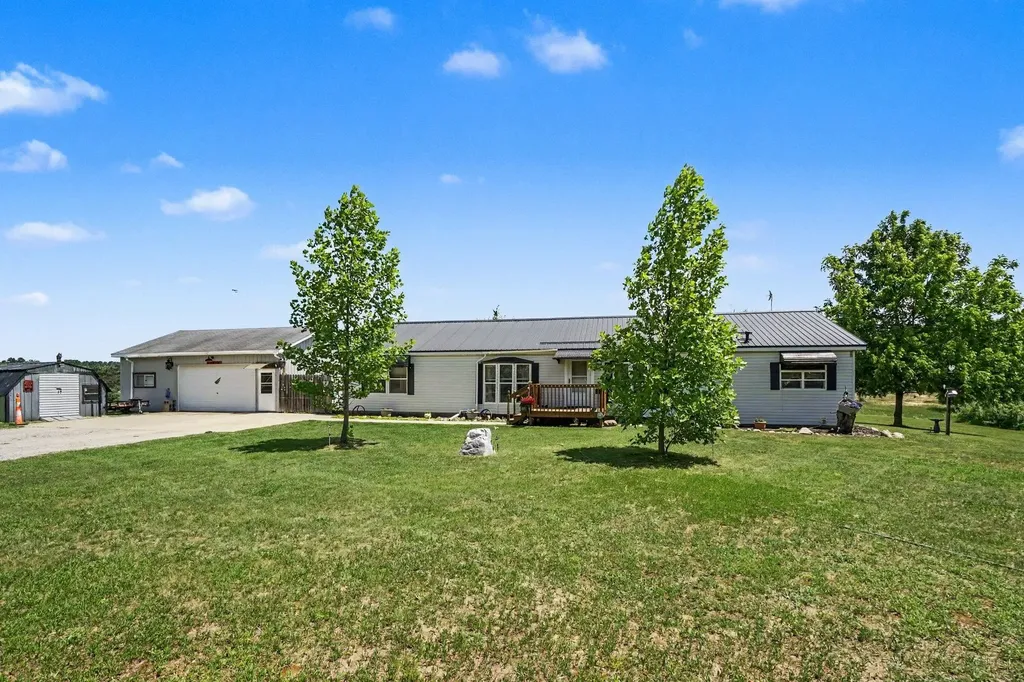 9145 Lydell Road Surrey Township MI 48622