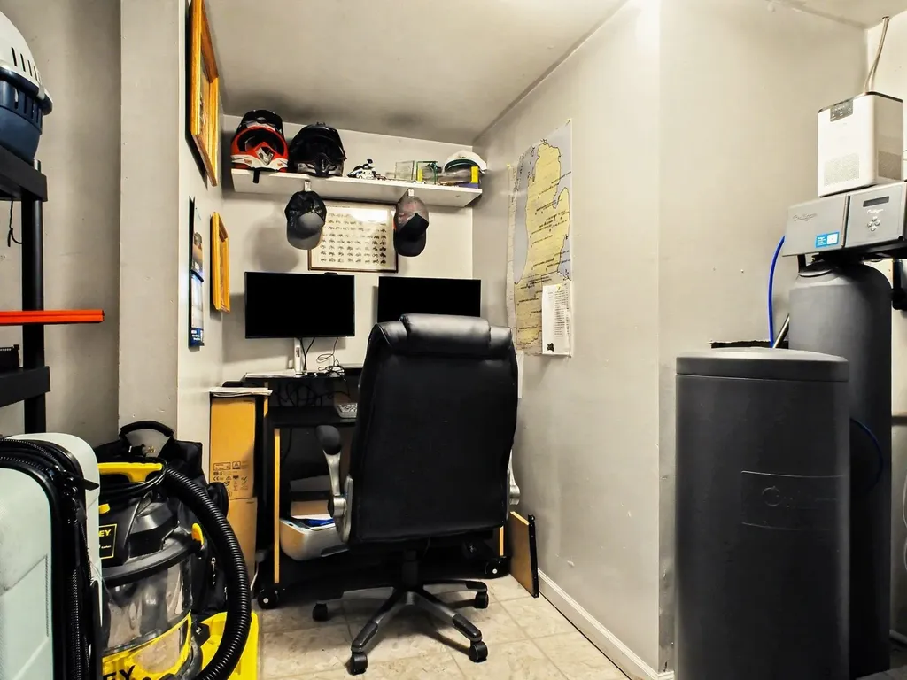 6596 W Washington Road Sumner Township MI 48847