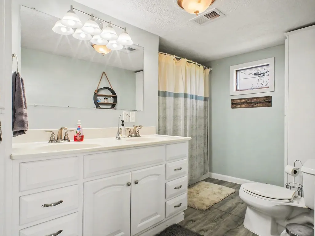 6596 W Washington Road Sumner Township MI 48847