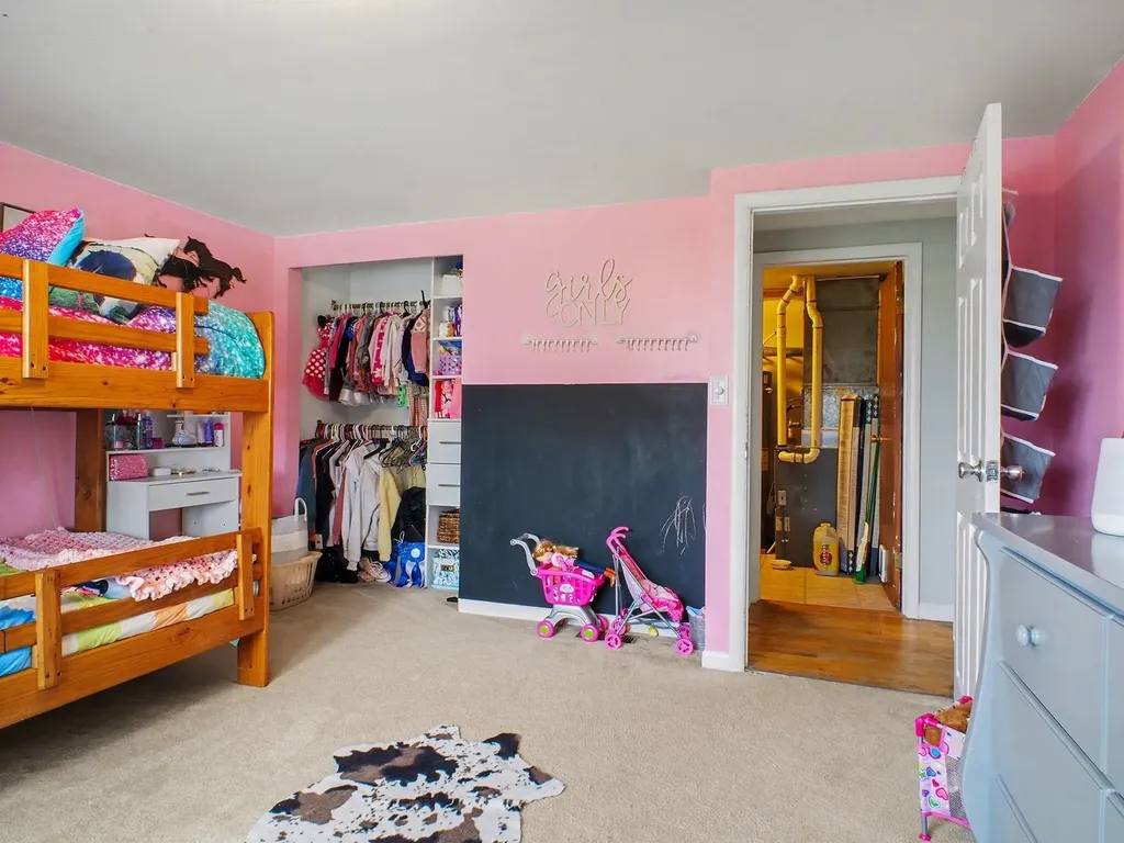 6596 W Washington Road Sumner Township MI 48847