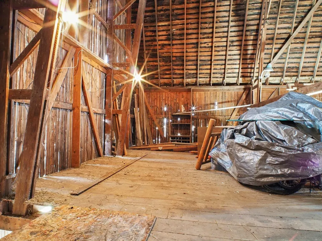 6596 W Washington Road Sumner Township MI 48847