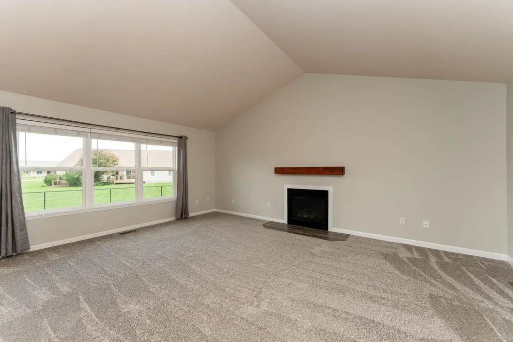 1653 Abbey Court Mt. Pleasant City MI 48858