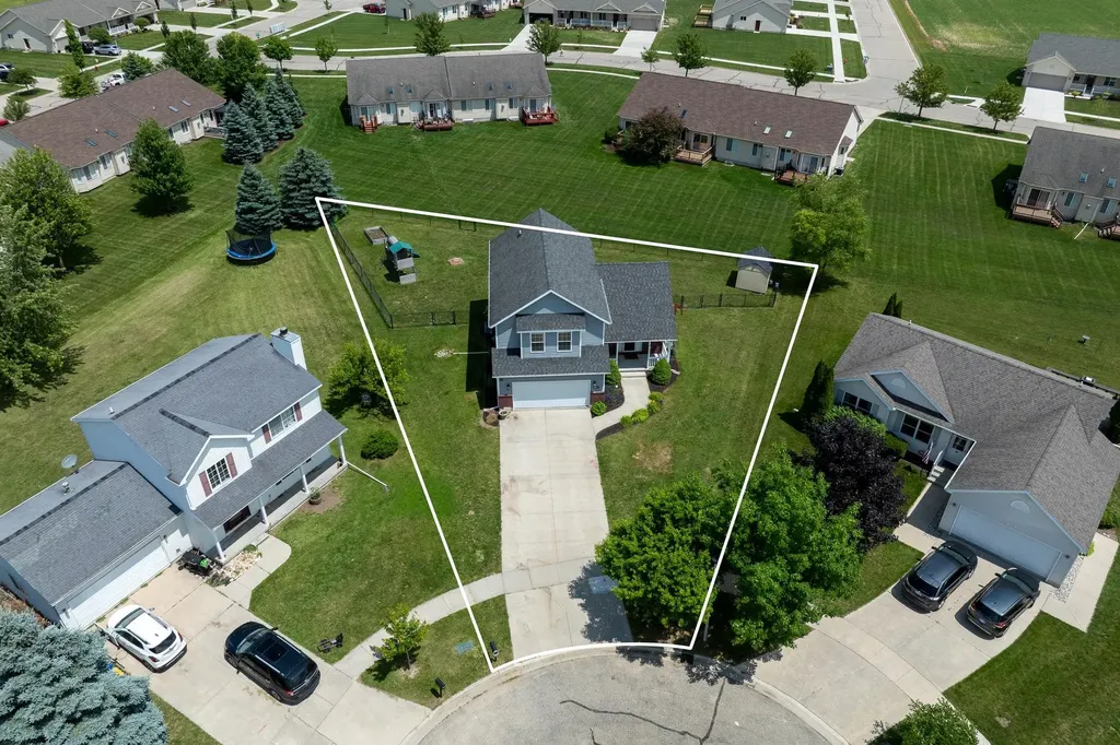 1653 Abbey Court Mt. Pleasant City MI 48858