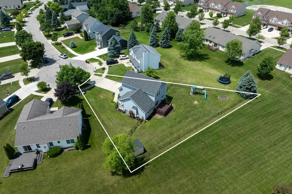 1653 Abbey Court Mt. Pleasant City MI 48858