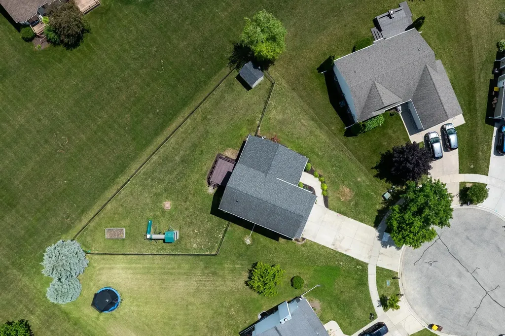 1653 Abbey Court Mt. Pleasant City MI 48858