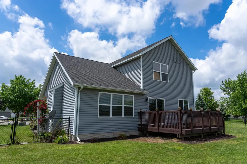 1653 Abbey Court Mt. Pleasant City MI 48858