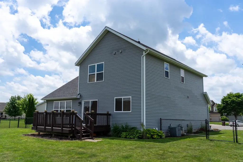 1653 Abbey Court Mt. Pleasant City MI 48858