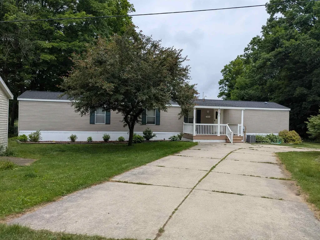 7610 Windoga Lake Drive Sherman Township MI 48893