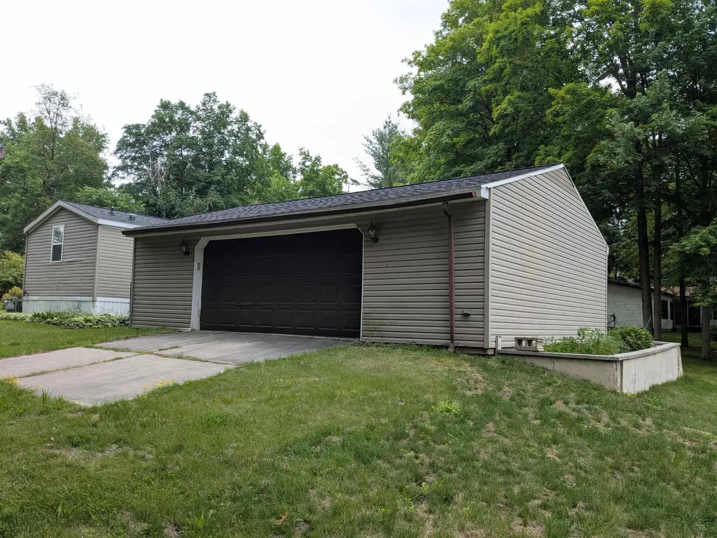 7610 Windoga Lake Drive Sherman Township MI 48893