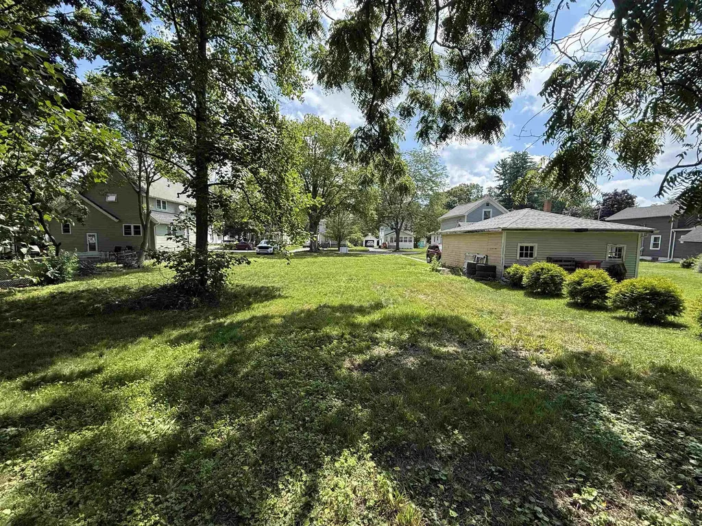 643 N Hickory Street Owosso Charter Township MI 48867