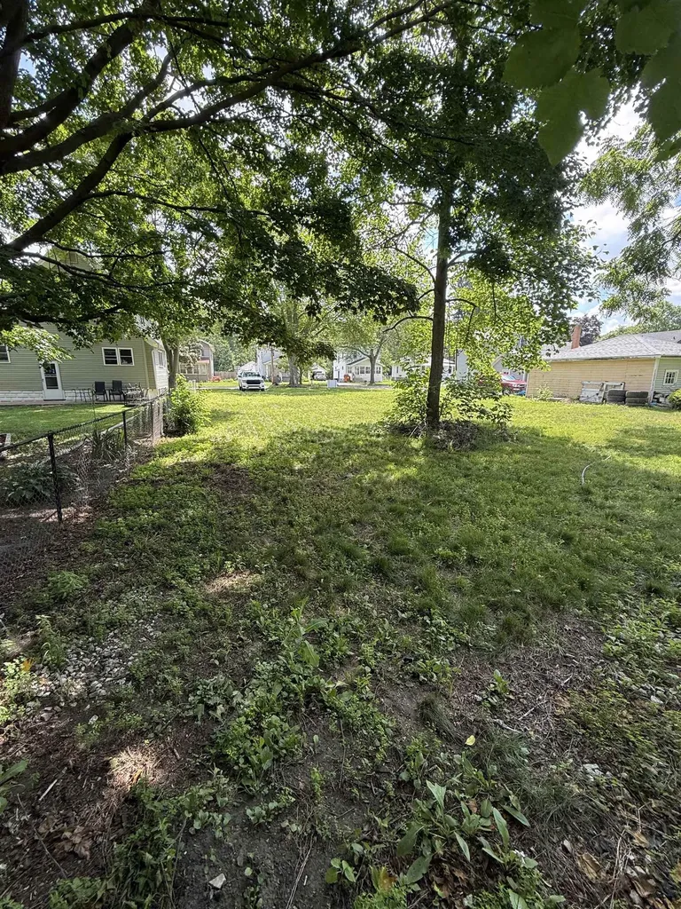643 N Hickory Street Owosso Charter Township MI 48867