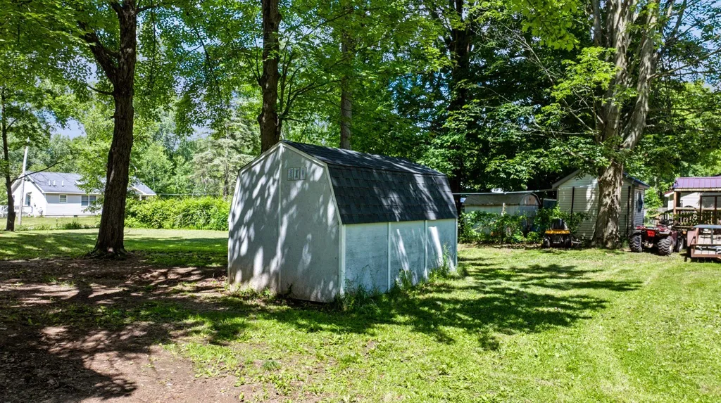 1632 Birch Drive Garfield Township MI 48632