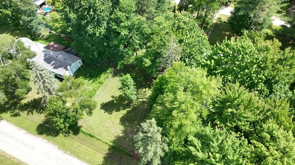 1632 Birch Drive Garfield Township MI 48632