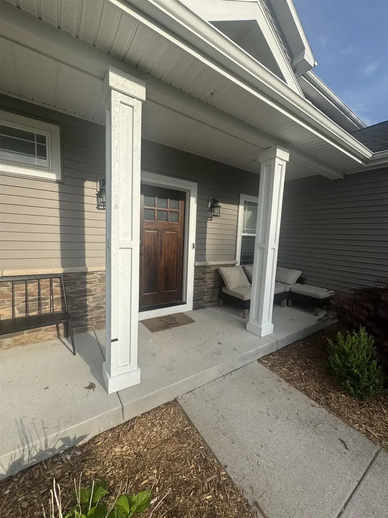 2806 Bilbrael Drive Mt. Pleasant City MI 48858