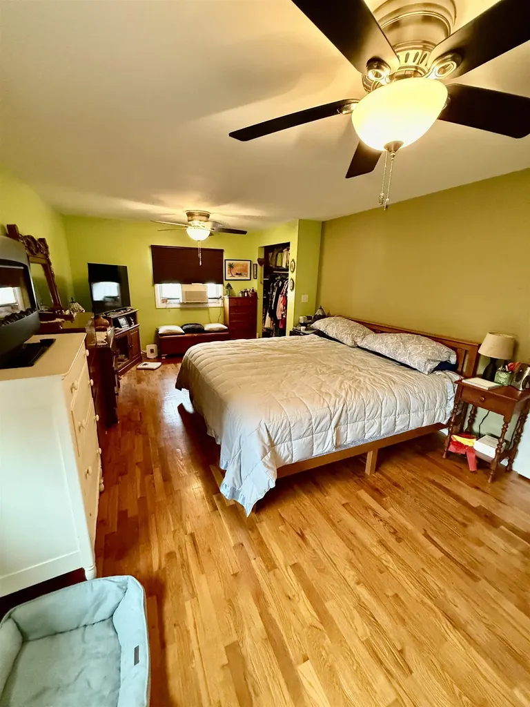 311 Devon Drive St. Louis City MI 48880
