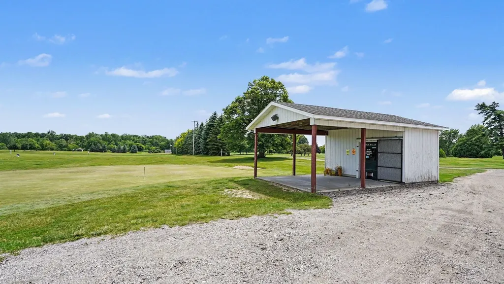 1508 N State Road Emerson Township MI 48847
