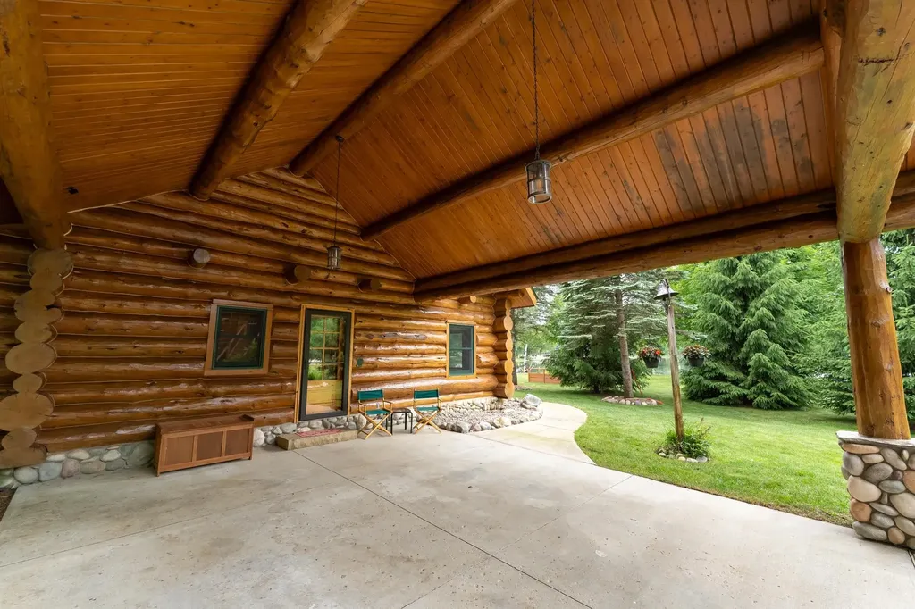 2095 Middle Haven Drive Butman Township MI 48624