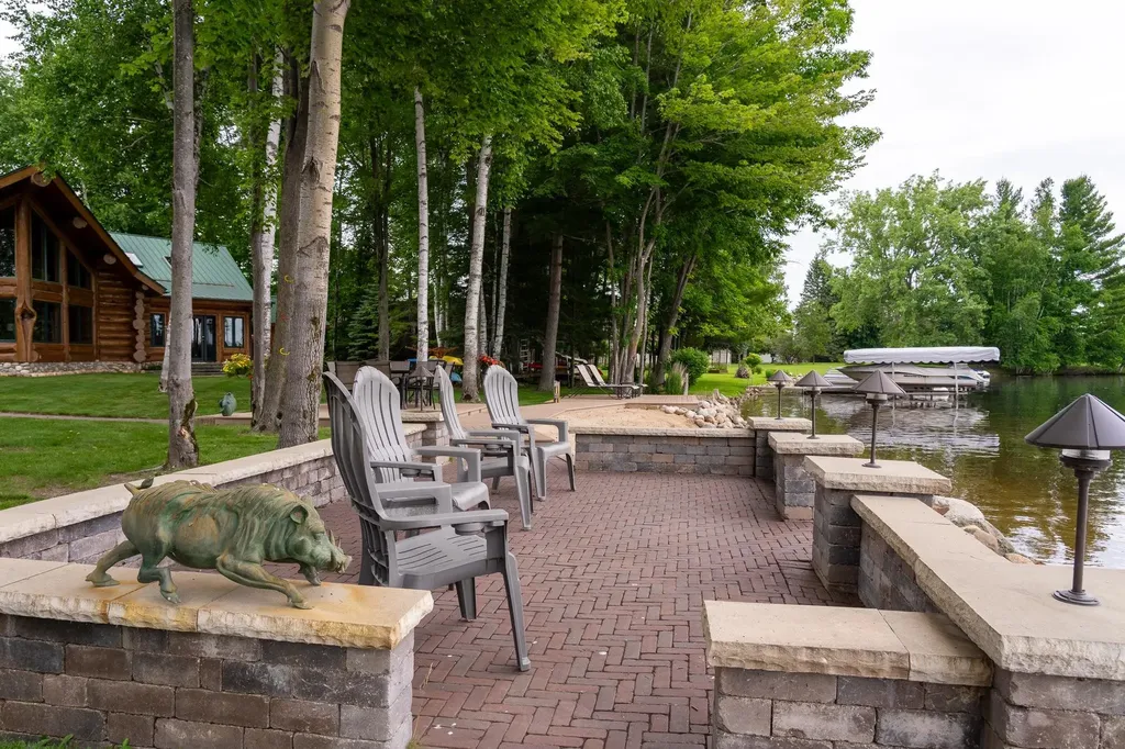 2095 Middle Haven Drive Butman Township MI 48624