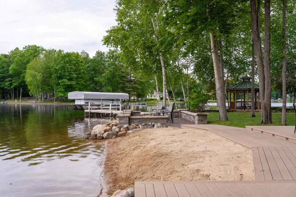 2095 Middle Haven Drive Butman Township MI 48624