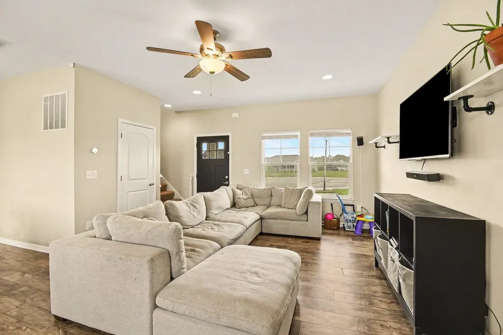 173 Crystal Court Alma City MI 48801