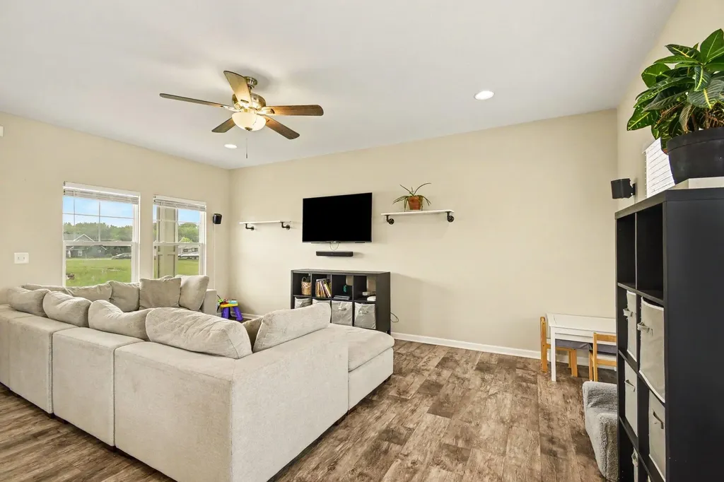173 Crystal Court Alma City MI 48801