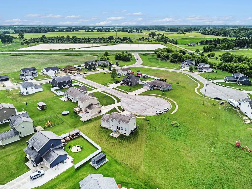 173 Crystal Court Alma City MI 48801