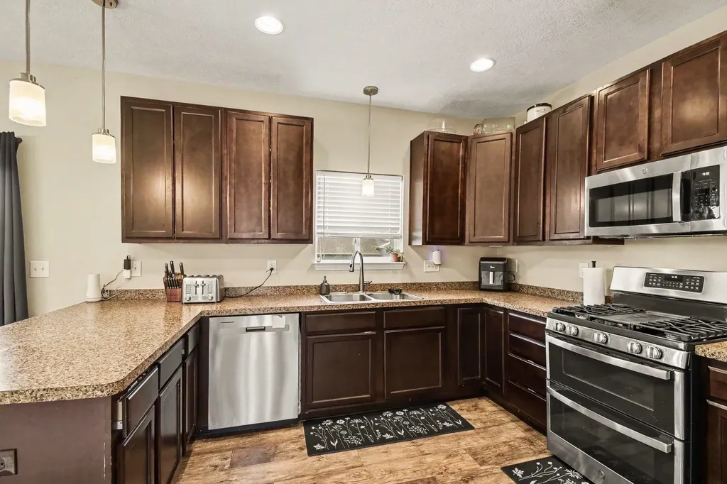 173 Crystal Court Alma City MI 48801