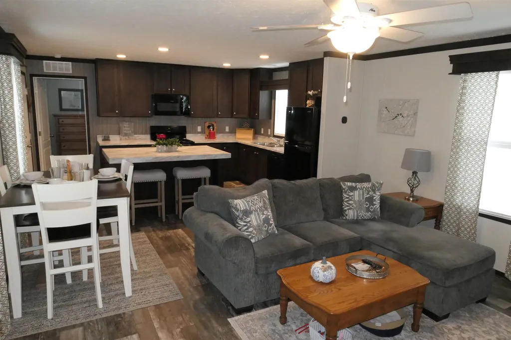 1062 Jefferson Court Union Charter Township MI 48858