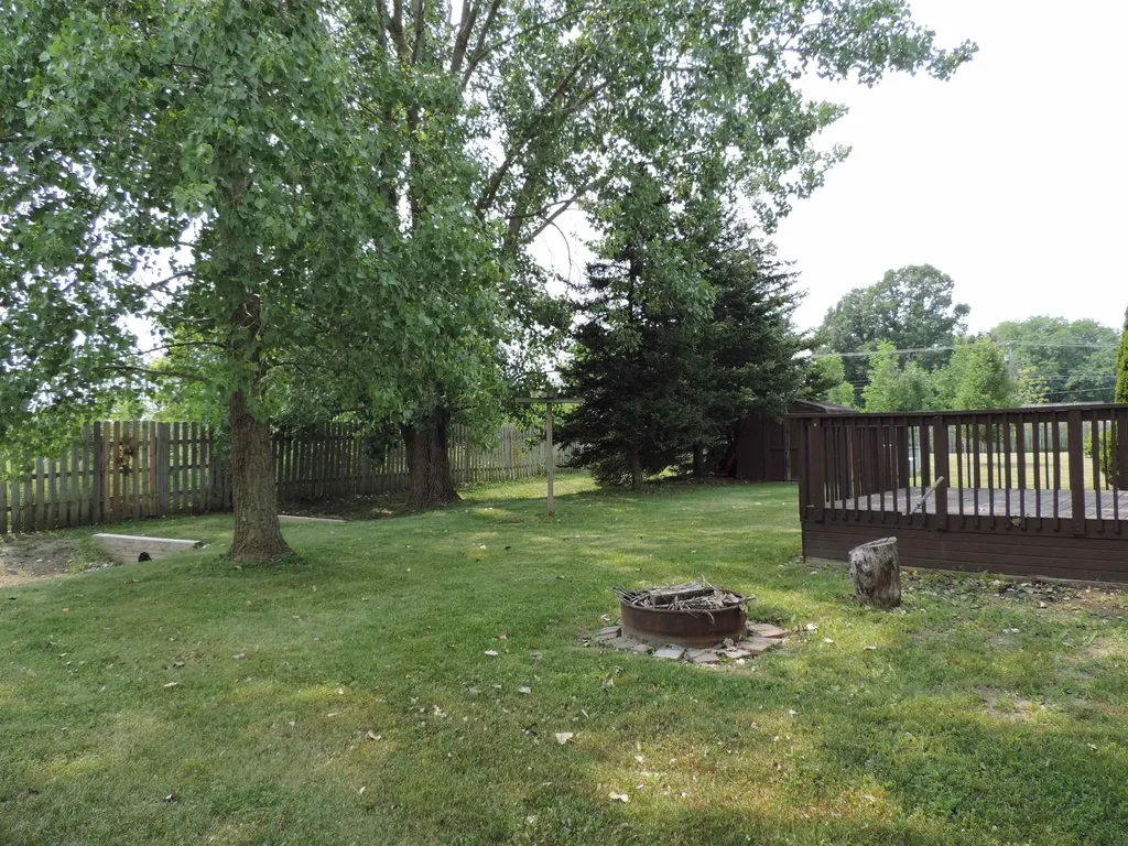 5232 E Broadway Road Union Charter Township MI 48858