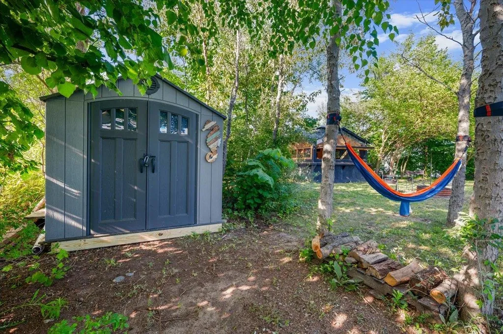 2483 Crystal Crystal Township MI 48818
