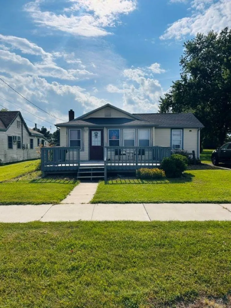535 N Midland Street Merrill Village MI 48637