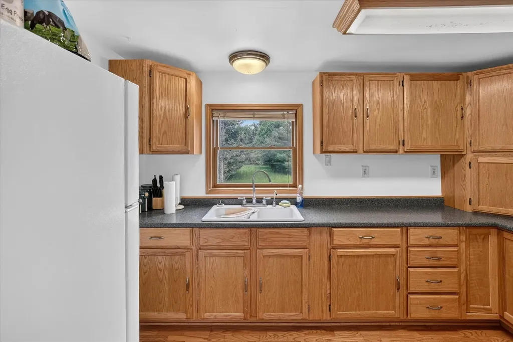 7221 S Military Road Beaver Creek Township MI 49738