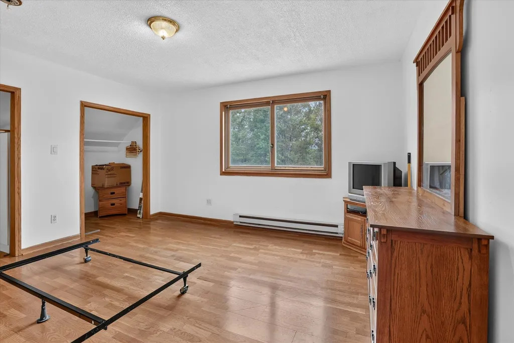 7221 S Military Road Beaver Creek Township MI 49738