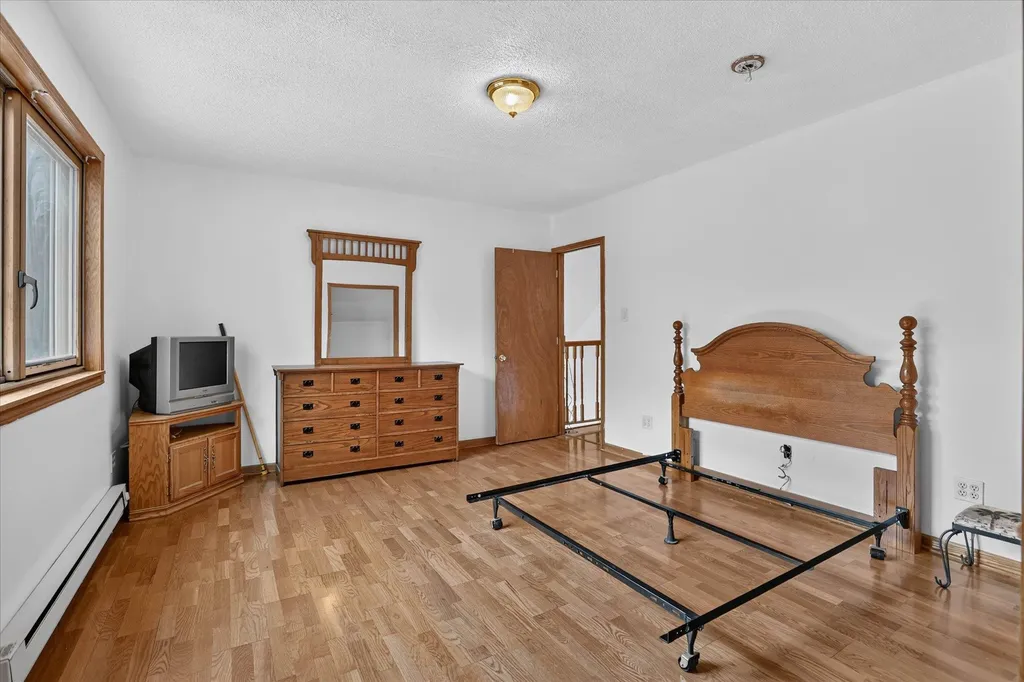7221 S Military Road Beaver Creek Township MI 49738