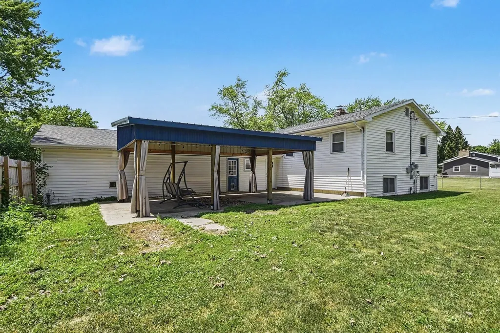8197 S Federal Road Coe Township MI 48883