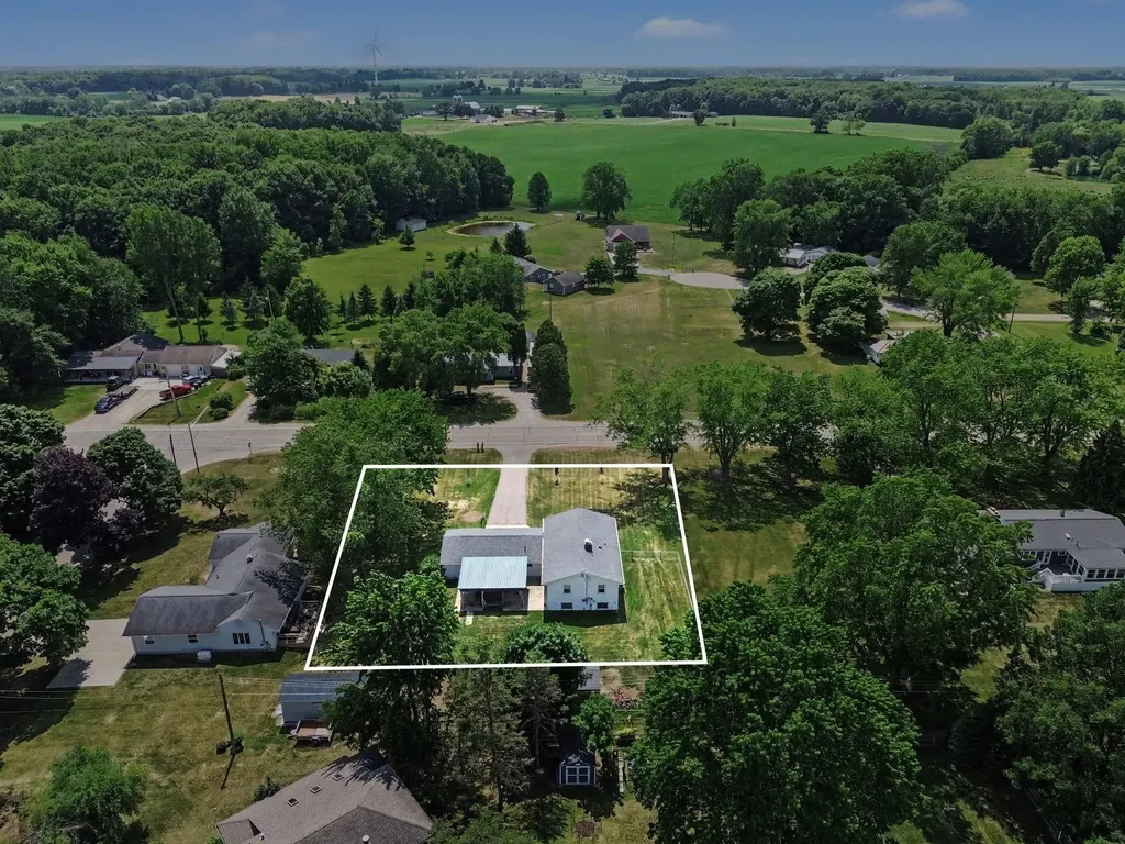 8197 S Federal Road Coe Township MI 48883