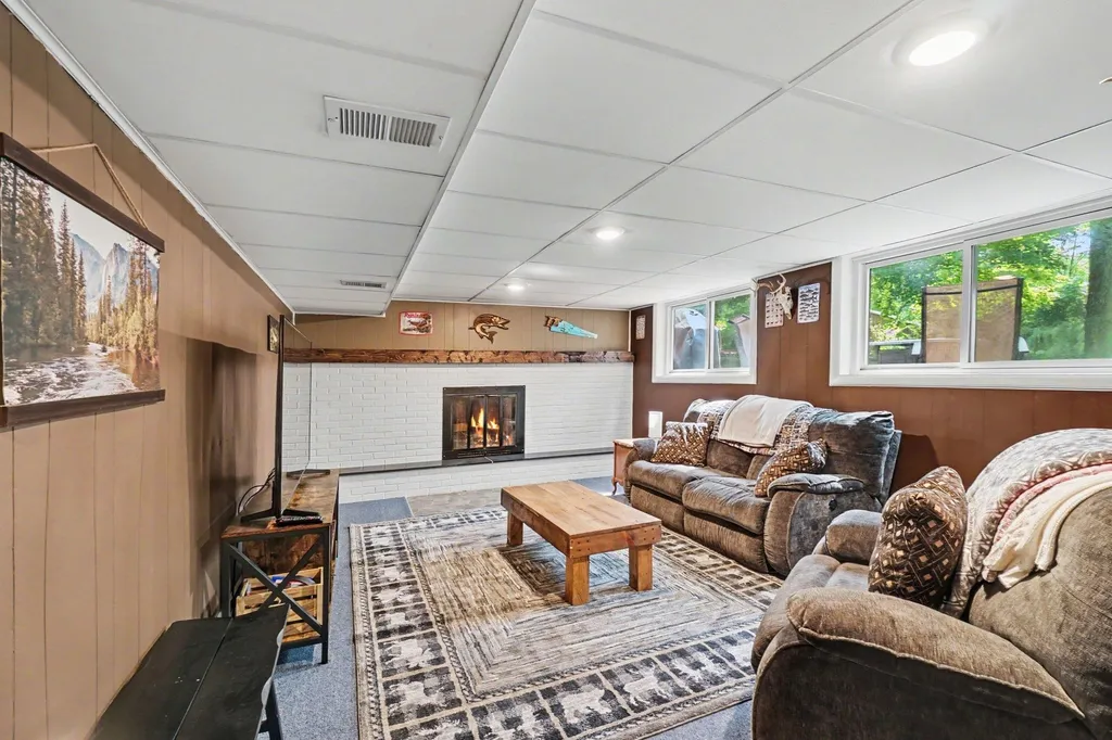 4380 S Crawford Road Union Charter Township MI 48858